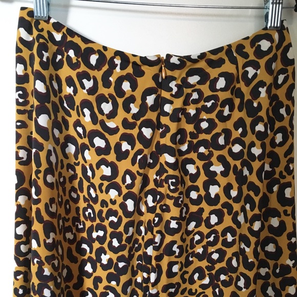 2/$12! Who What Wear Leopard Print Midi Skirt - Picture 6 of 15